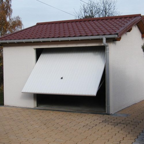 Garage en béton enduit